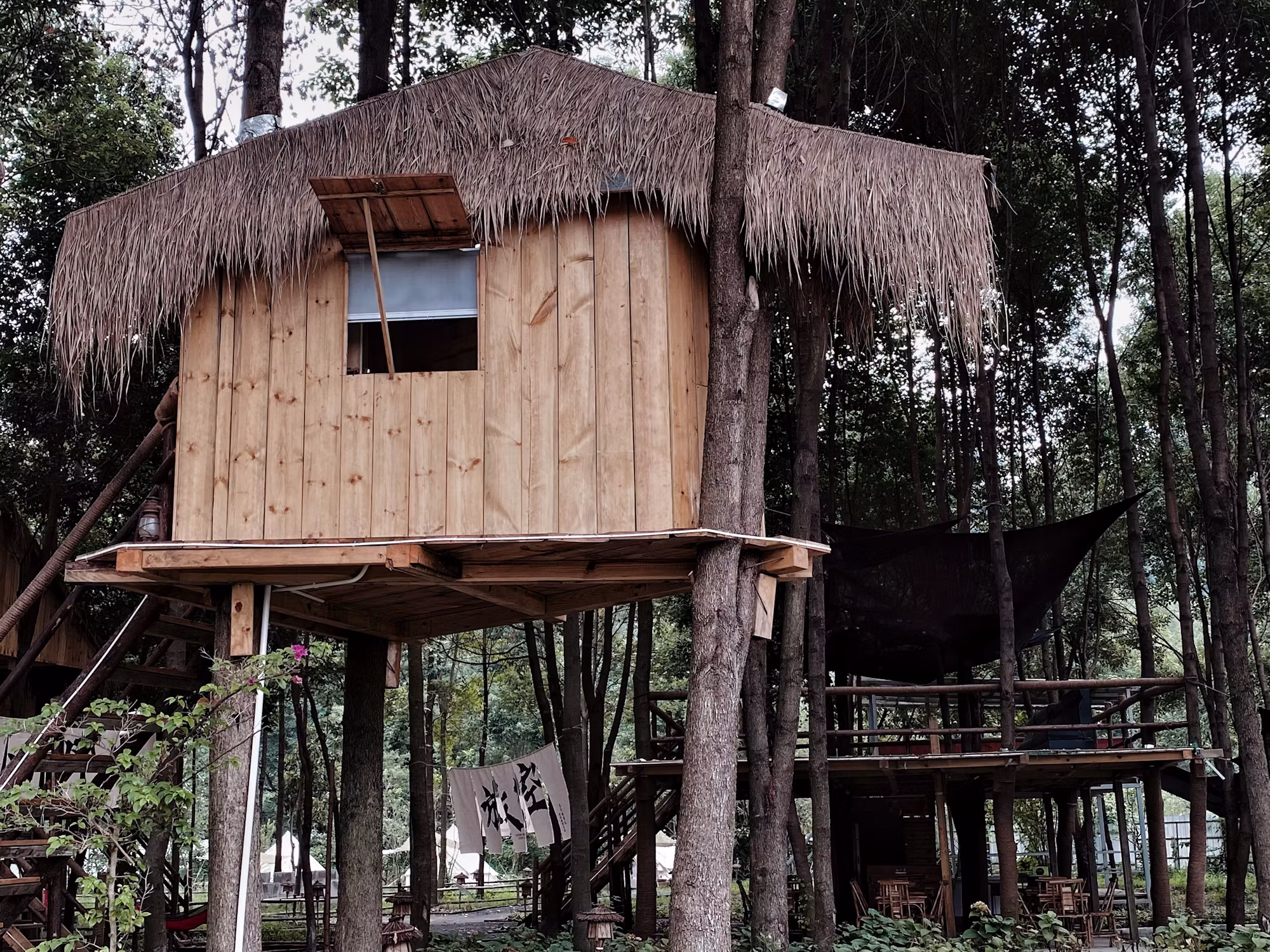 Exploring the Great Outdoors: A Guide to Nature Retreats